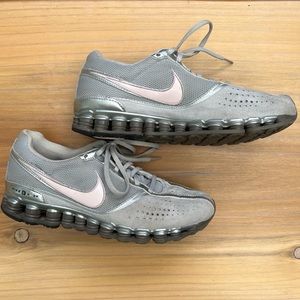 Nike Shox Gray Silver Pink Running Shoes